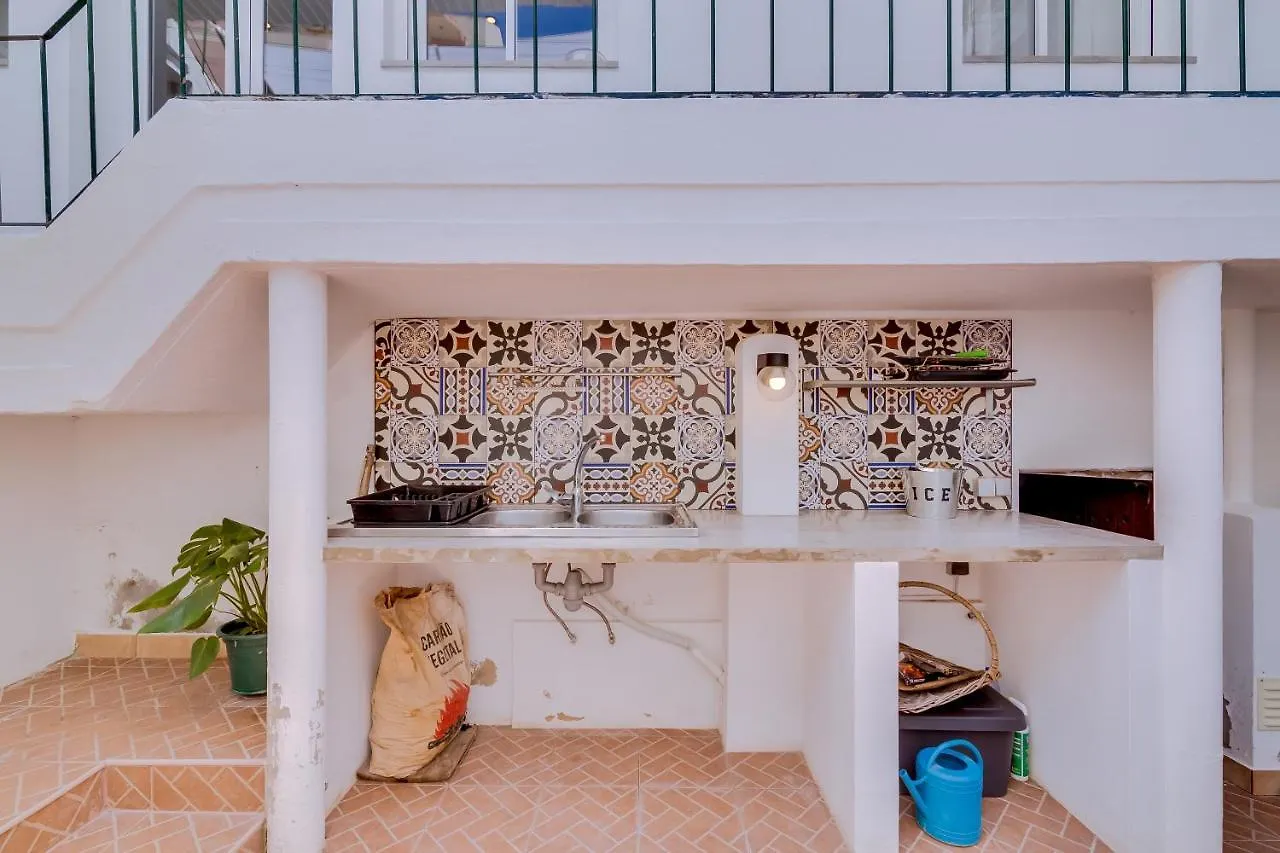 Groundfloor Hotel Faro Guest house